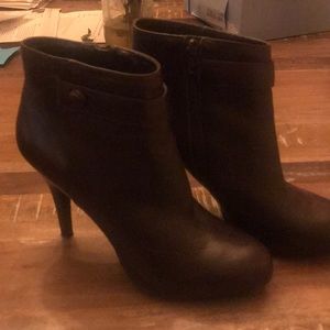 Nine West brown booties